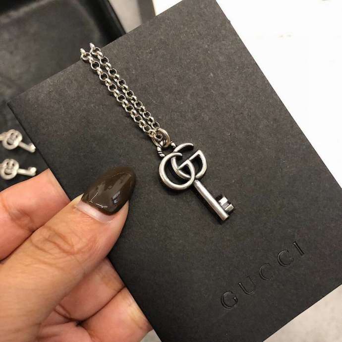 Picture of Gucci Necklace _SKUGuccinecklace1113749938